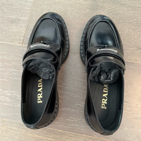 Prada loafers 38 - Picture 3 of 6